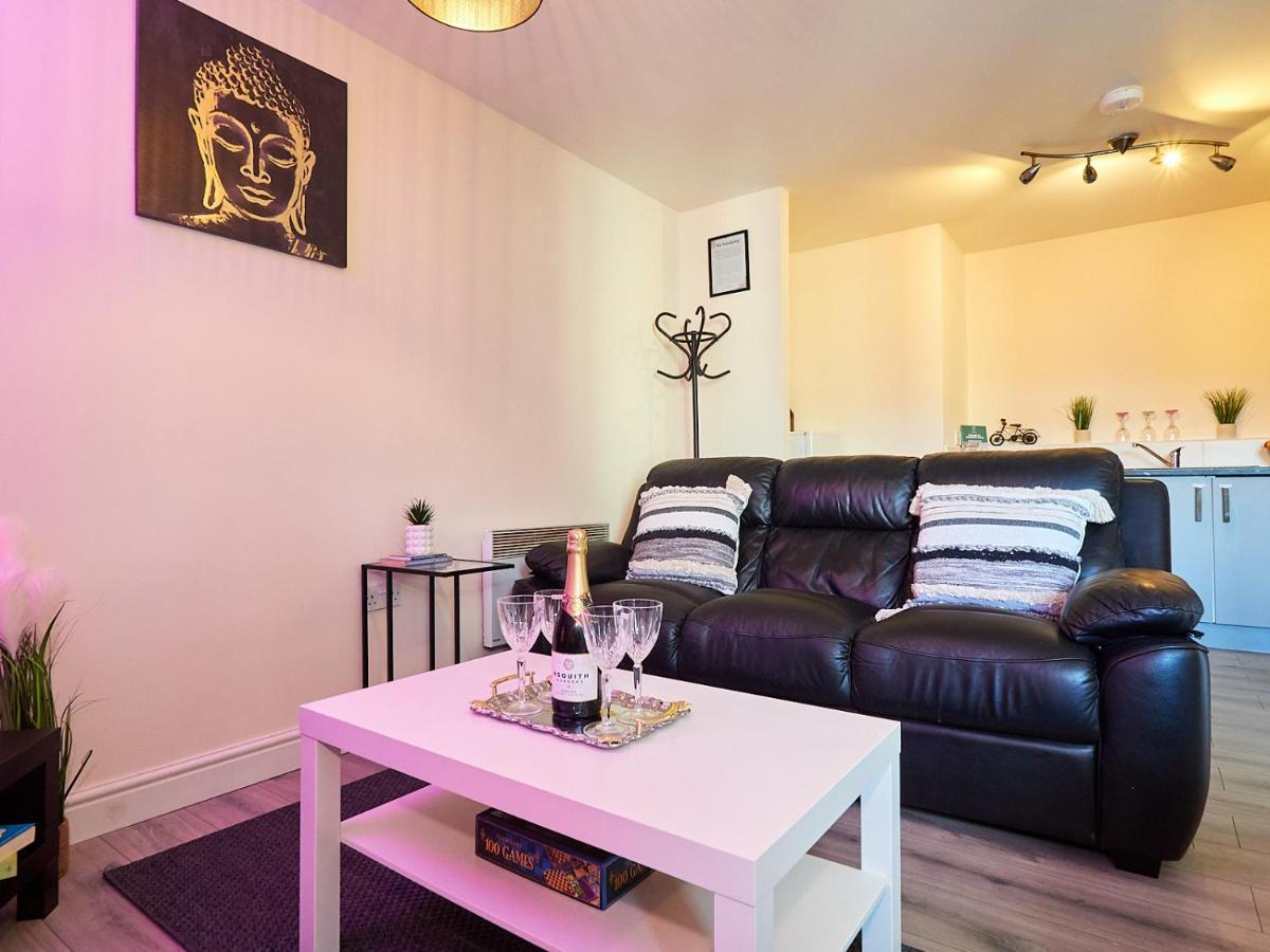 Beauchamp Suite In Coventry City Centre Cv1 For Contractors Professionals Tourists Relocators Students And Family Extérieur photo